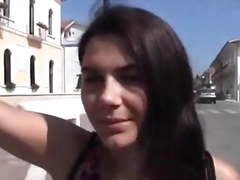 Studentessa Italiana Scopata all'Aperto