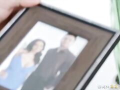 Ms. ThunderTits cheats on Hubby with Babysitter