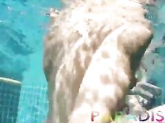 Paradise Gfs - Twins model and get fucked in Thailand