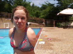 Pretty lady with no arms and short leg